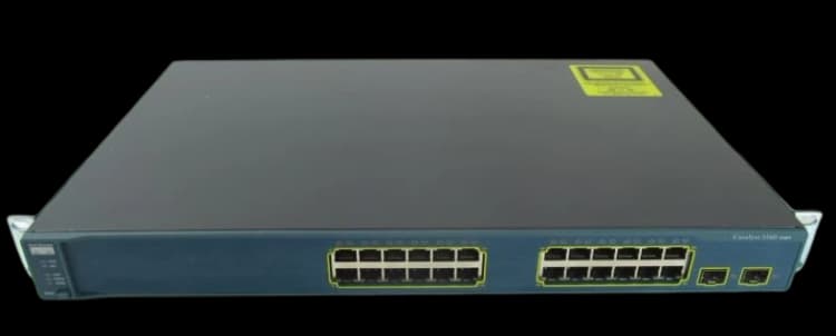 Cisco WS-C3560-24TS-S Catalyst 3560 24-Port 10/100 + 2SFP Switch